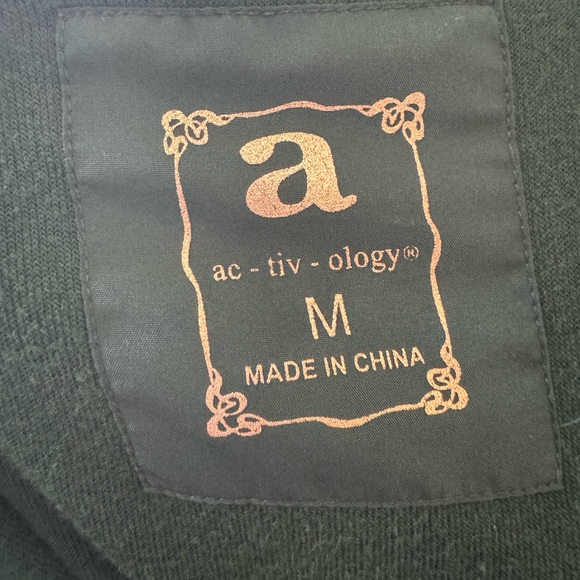 Green velvet hoodie - Picture 3 of 3